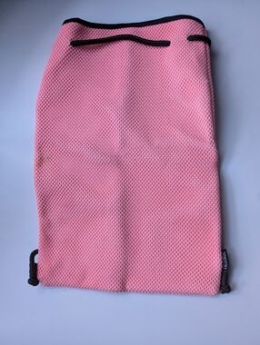 Triangl Bright Pink & Black Mesh & Neoprene Bikini Wet Bag drawstring backpack